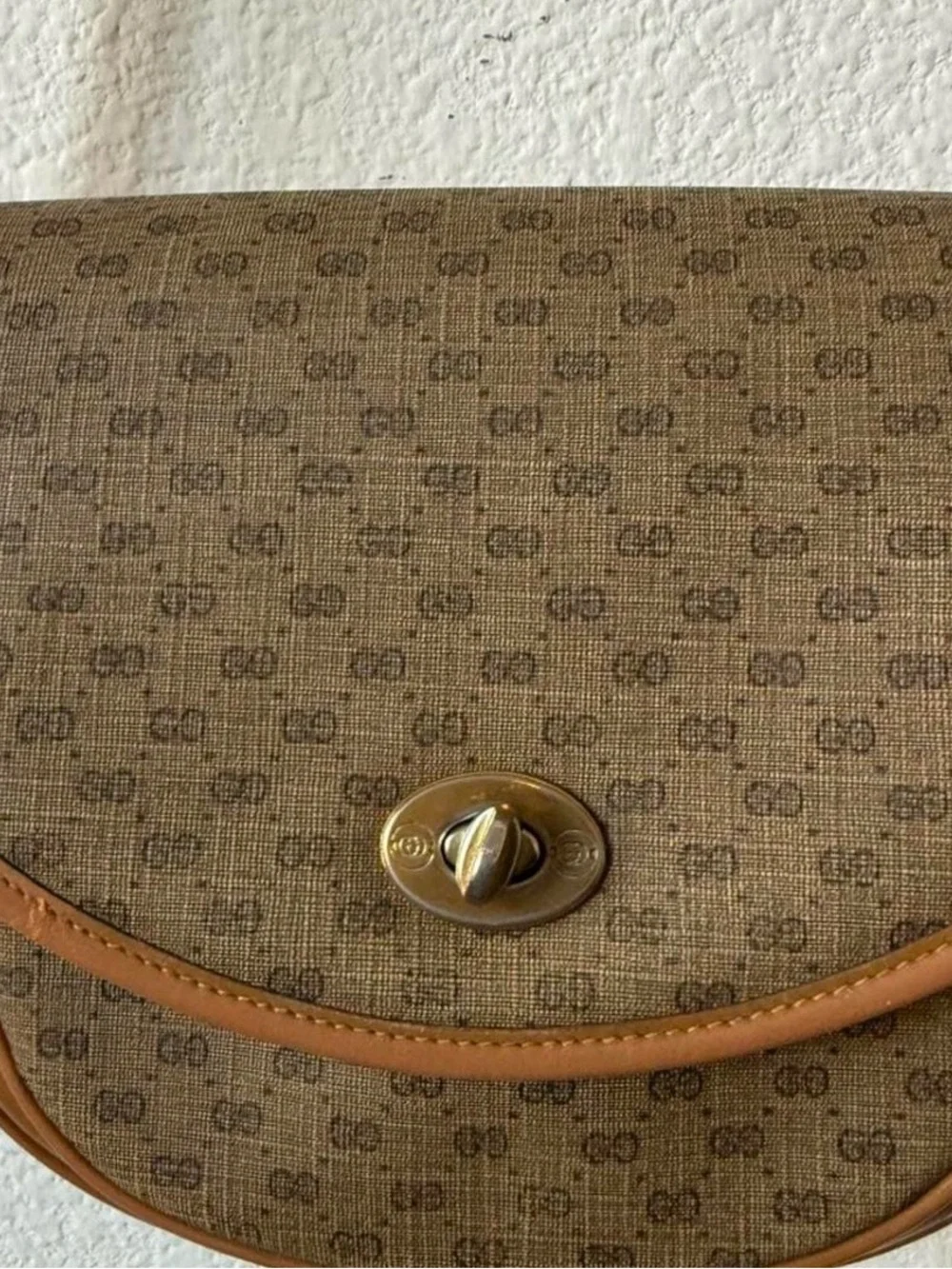 Vintage Gucci Micro GG Canvas Brown Leather Crossbody Bag 001.29.0980